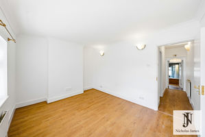 Photo 19- click for photo gallery